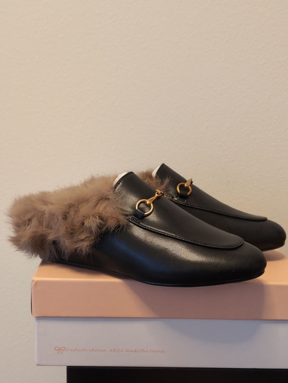 Arqa Leather Rabbit Fur Mules